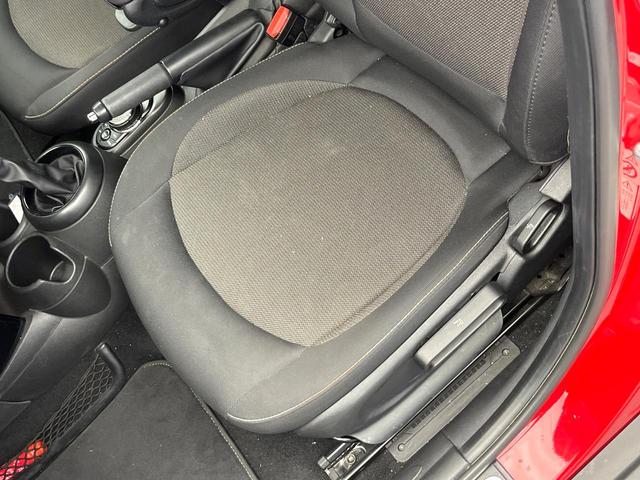 ＭＩＮＩ クーパーＤ　５ドア　ＬＥＤライトパッケージ　カメラ／パーキングアシストパッケージ　ペッパーパッケージ　純正ナビ　リアビューカメラ　ユニオンジャックデザインリアコンビネーションランプ　禁煙車　ディーゼル（34枚目）