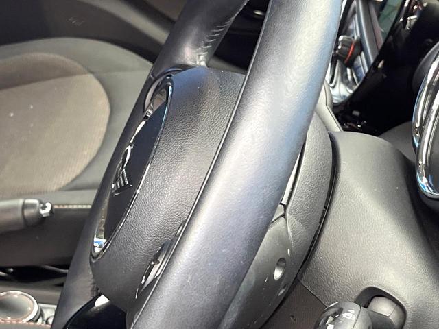 ＭＩＮＩ クーパーＤ　５ドア　ＬＥＤライトパッケージ　カメラ／パーキングアシストパッケージ　ペッパーパッケージ　純正ナビ　リアビューカメラ　ユニオンジャックデザインリアコンビネーションランプ　禁煙車　ディーゼル（43枚目）