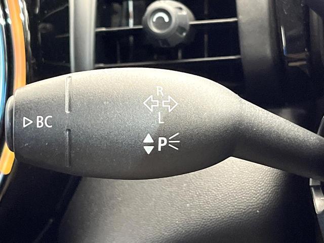 ＭＩＮＩ クーパーＤ　５ドア　ＬＥＤライトパッケージ　カメラ／パーキングアシストパッケージ　ペッパーパッケージ　純正ナビ　リアビューカメラ　ユニオンジャックデザインリアコンビネーションランプ　禁煙車　ディーゼル（52枚目）