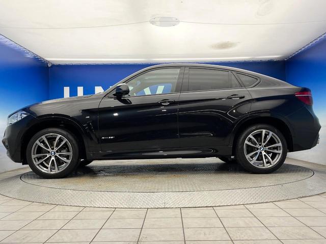 Ｘ６ ｘＤｒｉｖｅ　３５ｉ　Ｍスポーツ　セレクトパッケージ　サンルーフ　全席シートヒーター　赤革シート　前席パワーシート　レーダークルーズコントロール　バックカメラ　純正２０インチアルミ　コンフォートアクセス　プライバシーガラス　禁煙車（24枚目）