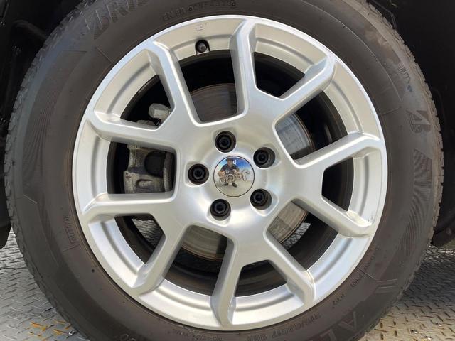 ジープ・レネゲード リミテッド 黒革シート アダプティブクルーズコントロール 純正ナビ リアビューカメラ 前席シートヒーター 前席パワーシート LEDヘッドライト 地デジTV Bluetooth再生 ブラインドスポットアシスト(28枚目)