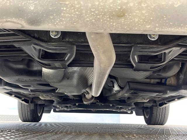 ジープ・レネゲード リミテッド 黒革シート アダプティブクルーズコントロール 純正ナビ リアビューカメラ 前席シートヒーター 前席パワーシート LEDヘッドライト 地デジTV Bluetooth再生 ブラインドスポットアシスト(48枚目)