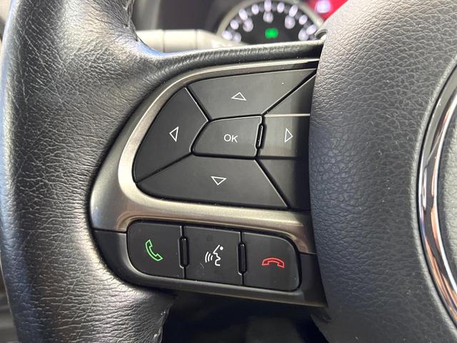 ジープ・レネゲード リミテッド 黒革シート アダプティブクルーズコントロール 純正ナビ リアビューカメラ 前席シートヒーター 前席パワーシート LEDヘッドライト 地デジTV Bluetooth再生 ブラインドスポットアシスト(56枚目)