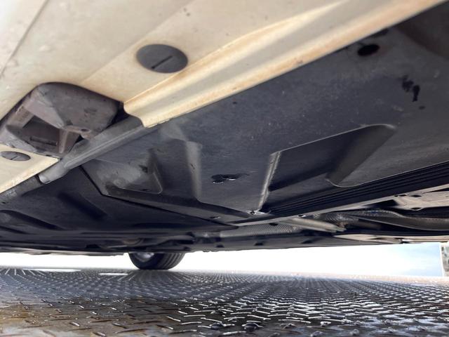 Bクラス B180 サンルーフ レザーエクスクルーシブパッケージ レーダーセーフティパッケージ ベーシックパッケージプラス オートマチックハイビーム LEDヘッドランプ 前席シートヒーター 純正ナビ バックカメラ 禁煙車(23枚目)