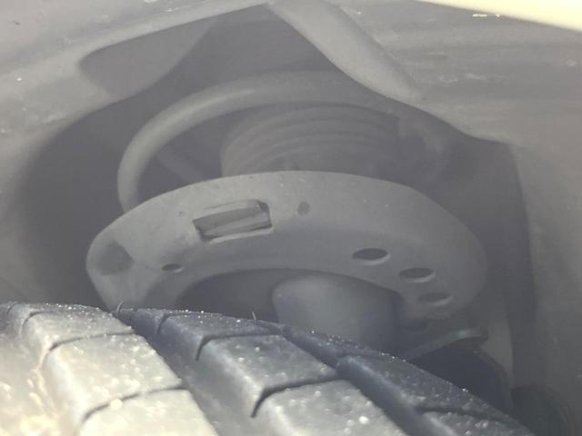 Bクラス B180 サンルーフ レザーエクスクルーシブパッケージ レーダーセーフティパッケージ ベーシックパッケージプラス オートマチックハイビーム LEDヘッドランプ 前席シートヒーター 純正ナビ バックカメラ 禁煙車(34枚目)