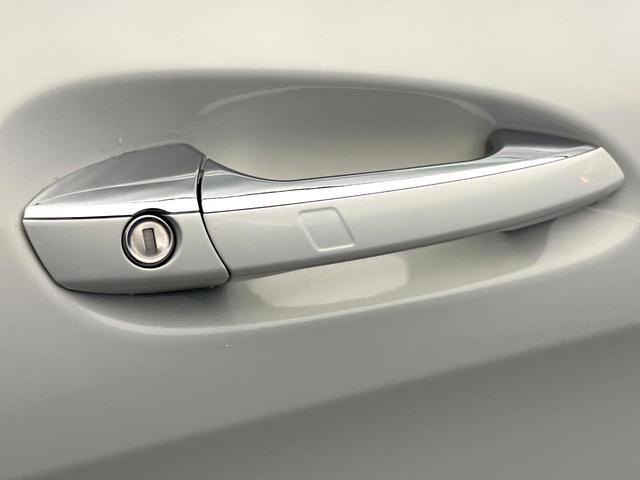 Bクラス B180 サンルーフ レザーエクスクルーシブパッケージ レーダーセーフティパッケージ ベーシックパッケージプラス オートマチックハイビーム LEDヘッドランプ 前席シートヒーター 純正ナビ バックカメラ 禁煙車(43枚目)