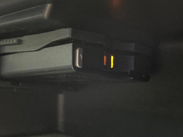 Bクラス B180 サンルーフ レザーエクスクルーシブパッケージ レーダーセーフティパッケージ ベーシックパッケージプラス オートマチックハイビーム LEDヘッドランプ 前席シートヒーター 純正ナビ バックカメラ 禁煙車(67枚目)