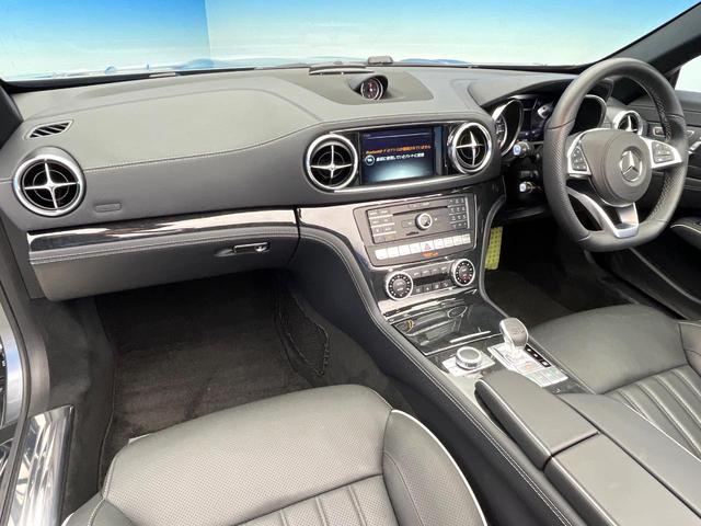 ＳＬ ＳＬ４００　ロールカーテン付パノラミックバリオルーフ　レーダーセーフティパッケージ　クリアランスソナー　ナッパ革シート　前席パワーシート　前席シートヒーター　前席シートベンチレーション　アダプティブハイビーム（2枚目）