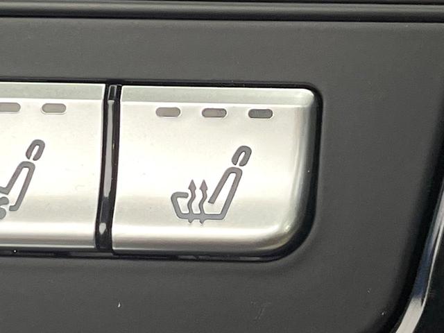 ＳＬ ＳＬ４００　ロールカーテン付パノラミックバリオルーフ　レーダーセーフティパッケージ　クリアランスソナー　ナッパ革シート　前席パワーシート　前席シートヒーター　前席シートベンチレーション　アダプティブハイビーム（8枚目）