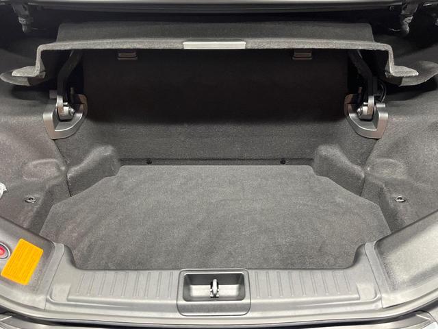 ＳＬ ＳＬ４００　ロールカーテン付パノラミックバリオルーフ　レーダーセーフティパッケージ　クリアランスソナー　ナッパ革シート　前席パワーシート　前席シートヒーター　前席シートベンチレーション　アダプティブハイビーム（11枚目）