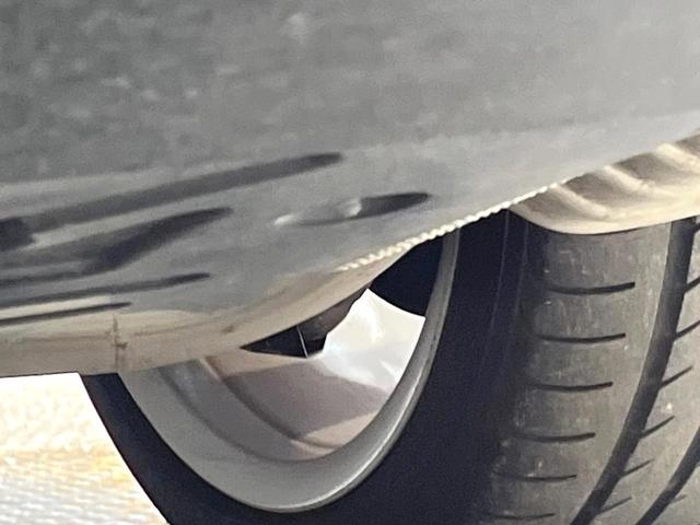 ＳＬ ＳＬ４００　ロールカーテン付パノラミックバリオルーフ　レーダーセーフティパッケージ　クリアランスソナー　ナッパ革シート　前席パワーシート　前席シートヒーター　前席シートベンチレーション　アダプティブハイビーム（22枚目）