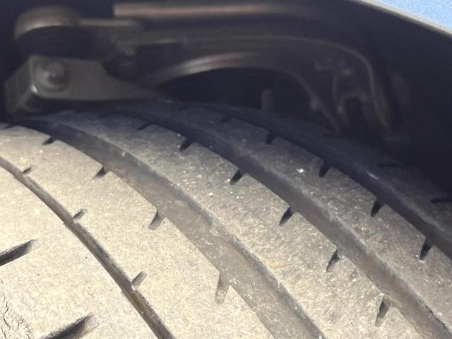 ＳＬ ＳＬ４００　ロールカーテン付パノラミックバリオルーフ　レーダーセーフティパッケージ　クリアランスソナー　ナッパ革シート　前席パワーシート　前席シートヒーター　前席シートベンチレーション　アダプティブハイビーム（29枚目）