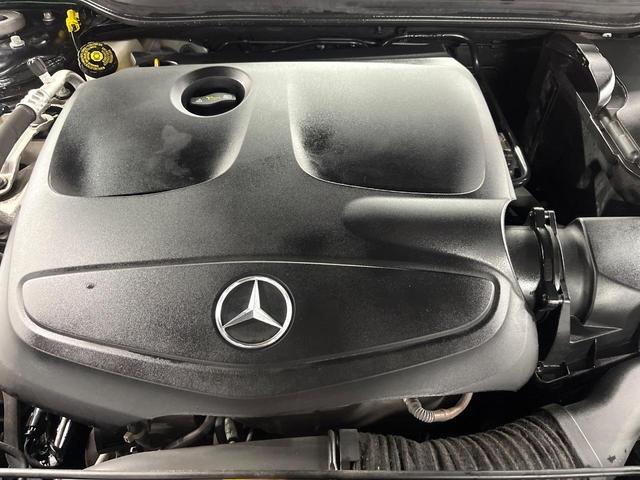 ＧＬＡクラス ＧＬＡ２２０　４マチック　後期モデル　レザーエクスクルーシブパッケージ　レーダーセーフティパッケージ　クリアランスソナー　前席シートヒーター　前席パワーシート　アダプティブハイビームアシストプラス　ＬＥＤヘッドランプ　禁煙車（21枚目）