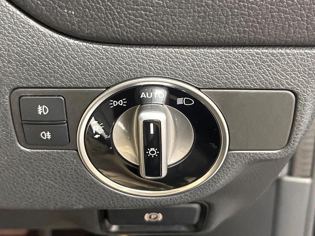 ＧＬＡクラス ＧＬＡ２２０　４マチック　後期モデル　レザーエクスクルーシブパッケージ　レーダーセーフティパッケージ　クリアランスソナー　前席シートヒーター　前席パワーシート　アダプティブハイビームアシストプラス　ＬＥＤヘッドランプ　禁煙車（48枚目）