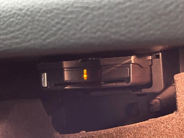 ＧＬＡクラス ＧＬＡ２２０　４マチック　後期モデル　レザーエクスクルーシブパッケージ　レーダーセーフティパッケージ　クリアランスソナー　前席シートヒーター　前席パワーシート　アダプティブハイビームアシストプラス　ＬＥＤヘッドランプ　禁煙車（63枚目）