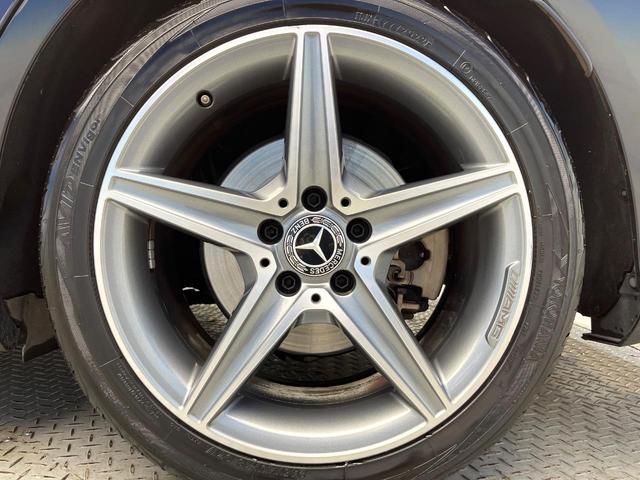 Ｃクラス Ｃ２００アバンギャルド　ＡＭＧライン　レザーエクスクルーシブパッケージ　レーダーセーフティパッケージ　ベーシックパッケージ　クリアランスソナー　アダプティブハイビームアシストプラス　マルチビームＬＥＤヘッドランプ　純正ナビ　バックカメラ（37枚目）