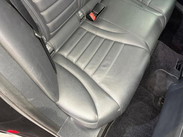 Ｃクラス Ｃ２００アバンギャルド　ＡＭＧライン　レザーエクスクルーシブパッケージ　レーダーセーフティパッケージ　ベーシックパッケージ　クリアランスソナー　アダプティブハイビームアシストプラス　マルチビームＬＥＤヘッドランプ　純正ナビ　バックカメラ（47枚目）