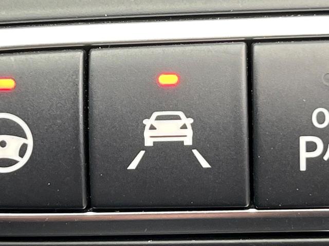 Ｃクラス Ｃ２００アバンギャルド　ＡＭＧライン　レザーエクスクルーシブパッケージ　レーダーセーフティパッケージ　ベーシックパッケージ　クリアランスソナー　アダプティブハイビームアシストプラス　マルチビームＬＥＤヘッドランプ　純正ナビ　バックカメラ（57枚目）