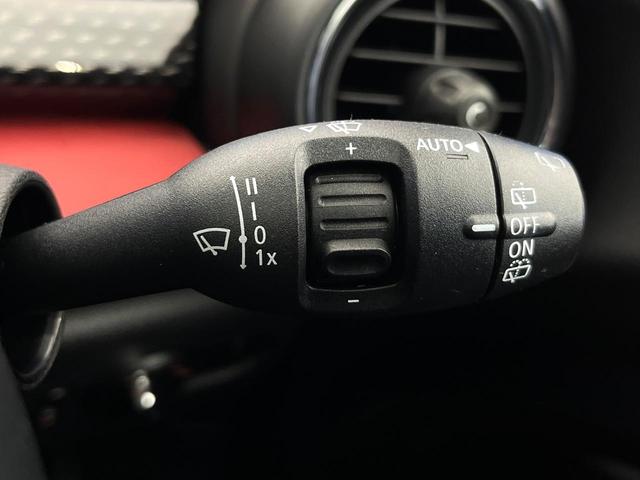 MINI ジョンクーパーワークス パノラマサンルーフ ハーマンカードンサウンドシステム クルーズコントロール オートライト LEDヘッドランプ 純正18インチAW デュアルオートエアコン 純正ナビ Bluetooth接続 禁煙車(54枚目)