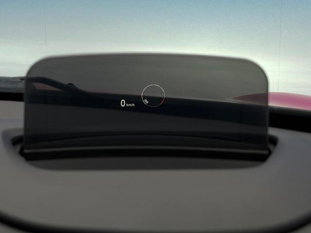 MINI ジョンクーパーワークス パノラマサンルーフ ハーマンカードンサウンドシステム クルーズコントロール オートライト LEDヘッドランプ 純正18インチAW デュアルオートエアコン 純正ナビ Bluetooth接続 禁煙車(62枚目)