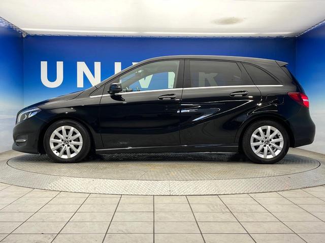 Ｂクラス Ｂ１８０　後期モデル　レザーエクスクルーシブパッケージ　ベーシックパッケージプラス　レーダーセーフティパッケージ　オートマチックハイビーム　ＬＥＤヘッドランプ　純正ナビ　バックカメラ　フルセグＴＶ　禁煙車（31枚目）