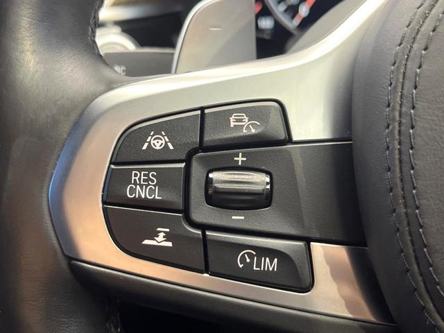 ５シリーズ ５２３ｄツーリング　Ｍスポーツ　ハイラインパッケージ　イノベーションパッケージ　アダプティブクルーズコントロール　レーンアシスト　衝突被害軽減システム　アダプティブハイビームアシスト　ＬＥＤヘッドランプ　全方位カメラ　前席パワーシート　電動リアゲート（4枚目）