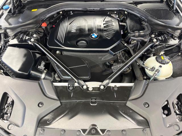 ５シリーズ ５２３ｄツーリング　Ｍスポーツ　ハイラインパッケージ　イノベーションパッケージ　アダプティブクルーズコントロール　レーンアシスト　衝突被害軽減システム　アダプティブハイビームアシスト　ＬＥＤヘッドランプ　全方位カメラ　前席パワーシート　電動リアゲート（21枚目）