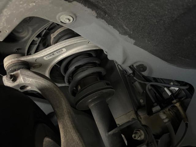 ５シリーズ ５２３ｄツーリング　Ｍスポーツ　ハイラインパッケージ　イノベーションパッケージ　アダプティブクルーズコントロール　レーンアシスト　衝突被害軽減システム　アダプティブハイビームアシスト　ＬＥＤヘッドランプ　全方位カメラ　前席パワーシート　電動リアゲート（35枚目）