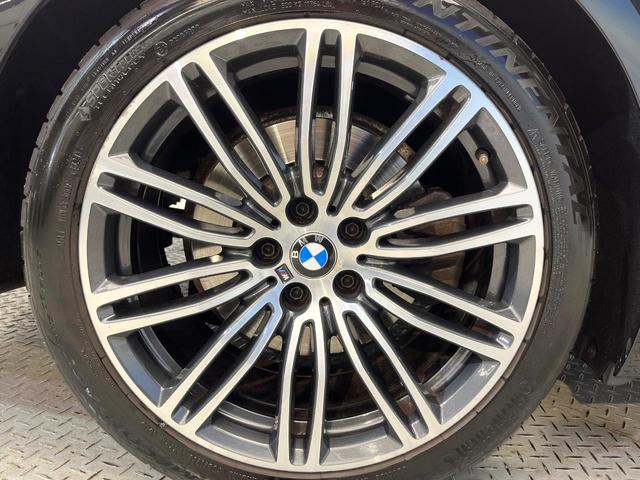 ５シリーズ ５２３ｄツーリング　Ｍスポーツ　ハイラインパッケージ　イノベーションパッケージ　アダプティブクルーズコントロール　レーンアシスト　衝突被害軽減システム　アダプティブハイビームアシスト　ＬＥＤヘッドランプ　全方位カメラ　前席パワーシート　電動リアゲート（39枚目）