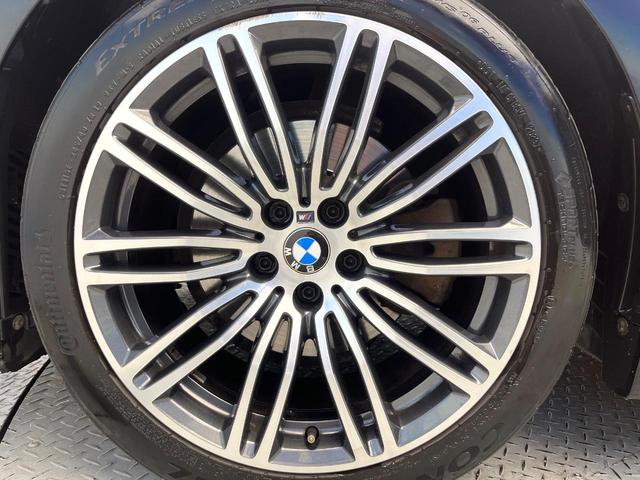 ５シリーズ ５２３ｄツーリング　Ｍスポーツ　ハイラインパッケージ　イノベーションパッケージ　アダプティブクルーズコントロール　レーンアシスト　衝突被害軽減システム　アダプティブハイビームアシスト　ＬＥＤヘッドランプ　全方位カメラ　前席パワーシート　電動リアゲート（40枚目）