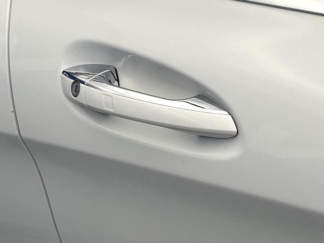 ＣＬＡクラス シューティングブレーク ＣＬＡ１８０　シューティングブレーク　ＡＭＧスタイル　後期モデル　ＡＭＧプレミアムパッケージ　レーダーセーフティパッケージ　オートマチックハイビーム　ＬＥＤヘッドランプ　前席パワーシート　前席シートヒーター　純正ナビ　バックカメラ　電動リアゲート　禁煙車（43枚目）