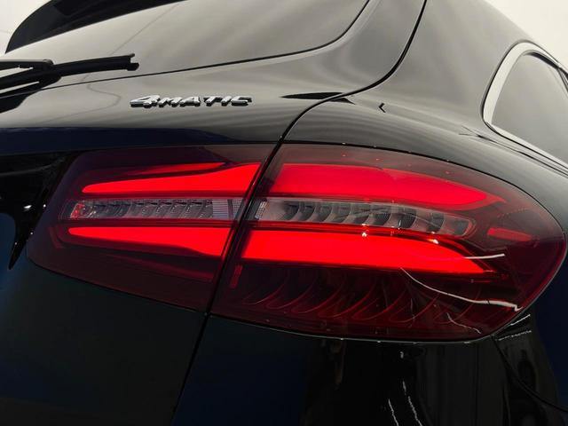 ＧＬＣ ＧＬＣ２２０ｄ　４マチックスポーツ　全周囲カメラ　ヘッドアップディスプレイ　ハーフレザーシート　前席シートヒーター　メモリー付きパワーシート　パワーバックドア　純正１９インチＡＷ　スポーツサスペンション　レーダーセーフティＰＫＧ　禁煙車（25枚目）