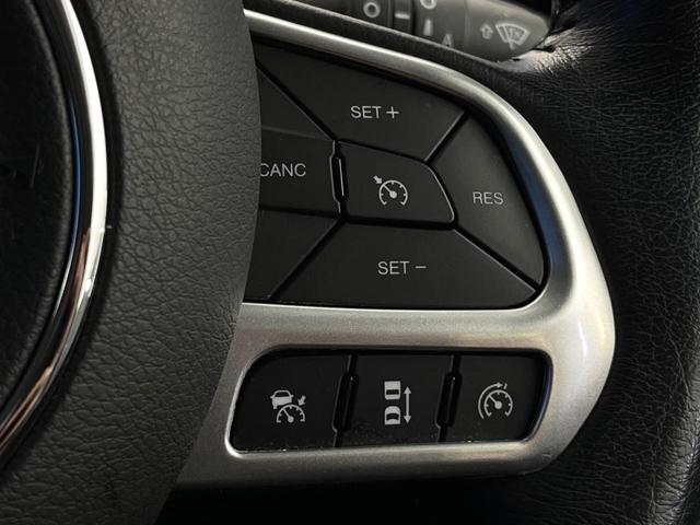 ジープ・レネゲード リミテッド 後期モデル APPLECARPLAY 革シート ステアリングヒーター アダプティブクルーズコントロール ブラインドスポットモニター 純正ナビ バックカメラLEDヘッドランプ 地デジTV 禁煙車(5枚目)