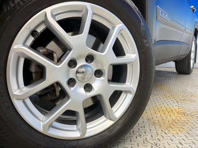 ジープ・レネゲード リミテッド 後期モデル APPLECARPLAY 革シート ステアリングヒーター アダプティブクルーズコントロール ブラインドスポットモニター 純正ナビ バックカメラLEDヘッドランプ 地デジTV 禁煙車(13枚目)