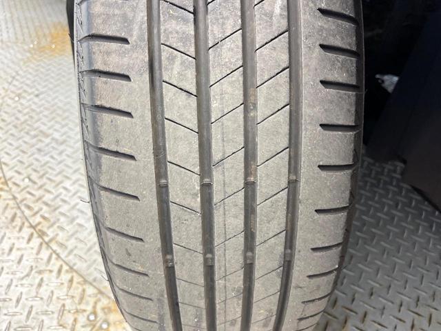 ジープ・レネゲード リミテッド 後期モデル APPLECARPLAY 革シート ステアリングヒーター アダプティブクルーズコントロール ブラインドスポットモニター 純正ナビ バックカメラLEDヘッドランプ 地デジTV 禁煙車(20枚目)