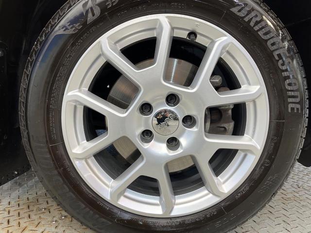 ジープ・レネゲード リミテッド 後期モデル APPLECARPLAY 革シート ステアリングヒーター アダプティブクルーズコントロール ブラインドスポットモニター 純正ナビ バックカメラLEDヘッドランプ 地デジTV 禁煙車(29枚目)