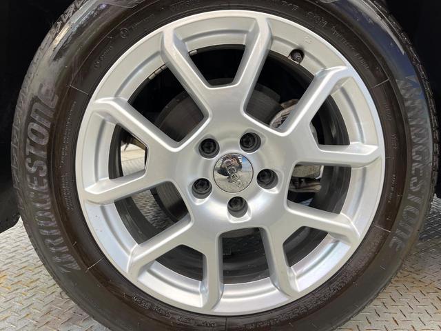 ジープ・レネゲード リミテッド 後期モデル APPLECARPLAY 革シート ステアリングヒーター アダプティブクルーズコントロール ブラインドスポットモニター 純正ナビ バックカメラLEDヘッドランプ 地デジTV 禁煙車(30枚目)