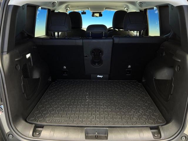 ジープ・レネゲード リミテッド 後期モデル APPLECARPLAY 革シート ステアリングヒーター アダプティブクルーズコントロール ブラインドスポットモニター 純正ナビ バックカメラLEDヘッドランプ 地デジTV 禁煙車(61枚目)