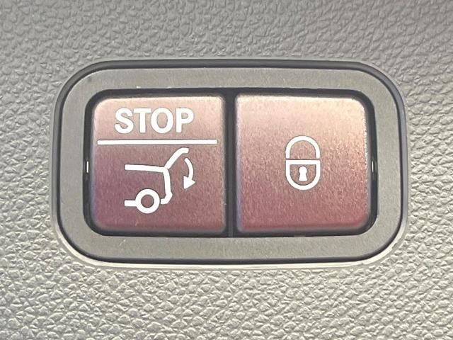 ＧＬＣ ＧＬＣ２２０ｄ　４マチックスポーツ　全周囲カメラ　ハーフレザーシート　全席シートヒーター　ヘッドアップディスプレイ　電動リアゲート　スポーツサスペンション　純正１９インチＡＷ　レーダーセーフティＰＫＧ　メモリー付きパワーシート　禁煙車（8枚目）