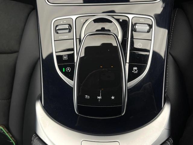 ＧＬＣ ＧＬＣ２２０ｄ　４マチックスポーツ　全周囲カメラ　ハーフレザーシート　全席シートヒーター　ヘッドアップディスプレイ　電動リアゲート　スポーツサスペンション　純正１９インチＡＷ　レーダーセーフティＰＫＧ　メモリー付きパワーシート　禁煙車（61枚目）