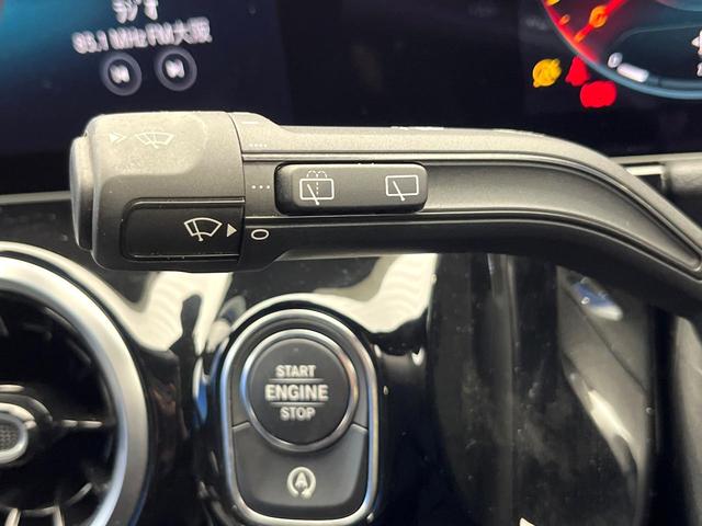 Ｂクラス Ｂ１８０　ＡＭＧライン　レーダーセーフティＰＫＧ　ナビゲーションＰＫＧ　アドバンスドＰＫＧ　ワンオーナー　ＡＰＰＬＥＣＡＲＰＬＡＹ　全周囲カメラ　半革シート　フットトランクオープナー　アンビエントライト　ハイビームアシスト（49枚目）