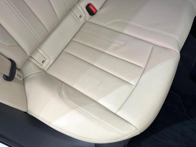 A4アバント 2.0TFSIクワトロ マトリクスLEDヘッドランプPKG ラグジュアリーPKG バーチャルコックピッド BangOlufsen3Dサウンドシステム 革シート 4ゾーンオートエアコン 電動リアゲート ハイビームアシスト 禁煙(41枚目)