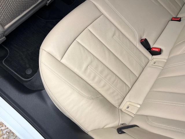 A4アバント 2.0TFSIクワトロ マトリクスLEDヘッドランプPKG ラグジュアリーPKG バーチャルコックピッド BangOlufsen3Dサウンドシステム 革シート 4ゾーンオートエアコン 電動リアゲート ハイビームアシスト 禁煙(42枚目)