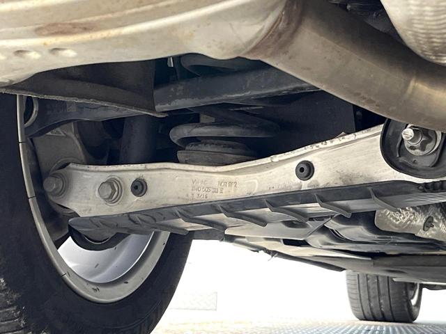 A4アバント 2.0TFSIクワトロ マトリクスLEDヘッドランプPKG ラグジュアリーPKG バーチャルコックピッド BangOlufsen3Dサウンドシステム 革シート 4ゾーンオートエアコン 電動リアゲート ハイビームアシスト 禁煙(46枚目)