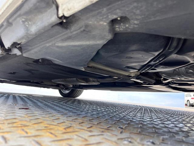 A4アバント 2.0TFSIクワトロ マトリクスLEDヘッドランプPKG ラグジュアリーPKG バーチャルコックピッド BangOlufsen3Dサウンドシステム 革シート 4ゾーンオートエアコン 電動リアゲート ハイビームアシスト 禁煙(47枚目)