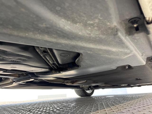 A4アバント 2.0TFSIクワトロ マトリクスLEDヘッドランプPKG ラグジュアリーPKG バーチャルコックピッド BangOlufsen3Dサウンドシステム 革シート 4ゾーンオートエアコン 電動リアゲート ハイビームアシスト 禁煙(48枚目)