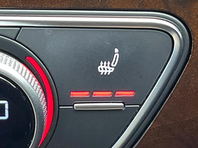 A4アバント 2.0TFSIクワトロ マトリクスLEDヘッドランプPKG ラグジュアリーPKG バーチャルコックピッド BangOlufsen3Dサウンドシステム 革シート 4ゾーンオートエアコン 電動リアゲート ハイビームアシスト 禁煙(62枚目)