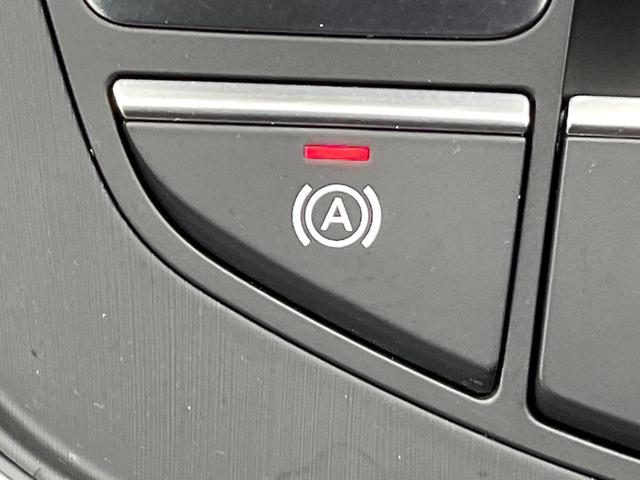 A4アバント 2.0TFSIクワトロ マトリクスLEDヘッドランプPKG ラグジュアリーPKG バーチャルコックピッド BangOlufsen3Dサウンドシステム 革シート 4ゾーンオートエアコン 電動リアゲート ハイビームアシスト 禁煙(67枚目)