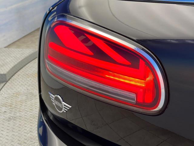 ＭＩＮＩ クラブマン　バッキンガム　後期モデル　カメラＰＫＧ　アクティブクルーズコントロール　純正ナビ　ＬＥＤヘッドランプ　ユニオンジャックデザインＬＥＤリアコンビネーションランプ　スマートキー　ＥＴＣ車載器　禁煙車（28枚目）