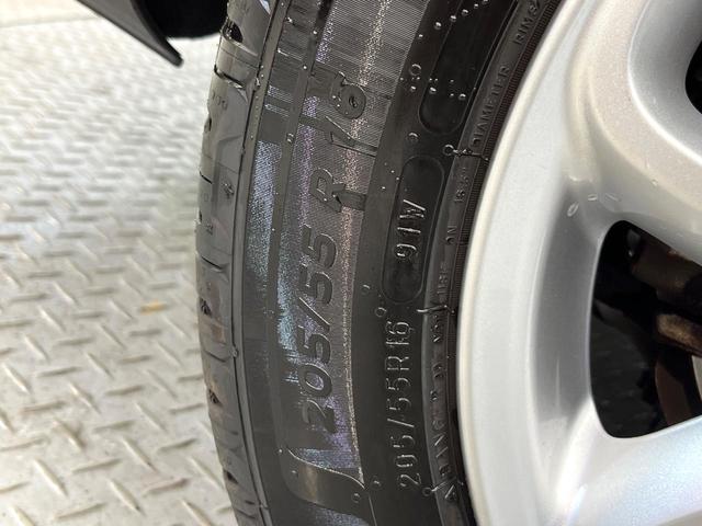 ＭＩＮＩ クラブマン　バッキンガム　後期モデル　カメラＰＫＧ　アクティブクルーズコントロール　純正ナビ　ＬＥＤヘッドランプ　ユニオンジャックデザインＬＥＤリアコンビネーションランプ　スマートキー　ＥＴＣ車載器　禁煙車（33枚目）